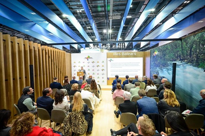 La presidenta del Govern, Marga Prohens, en la presentación del proyecto de Baleares en la World Travel Market.