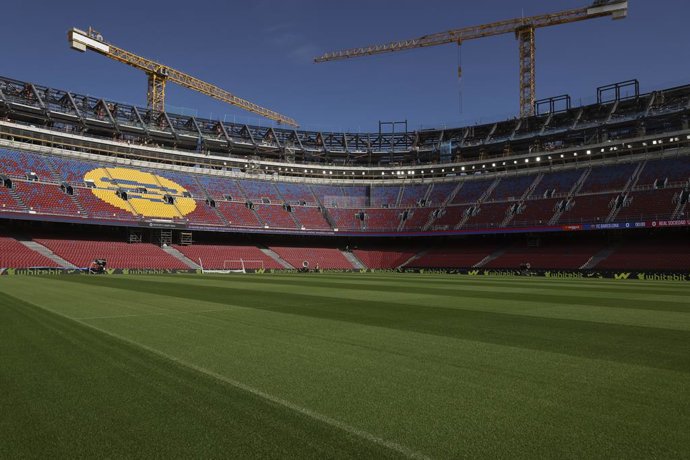 Archivo - Views of the construction work on the Spotify Camp Nou Stadium on September 23, 2025 in Barcelona, Spain.