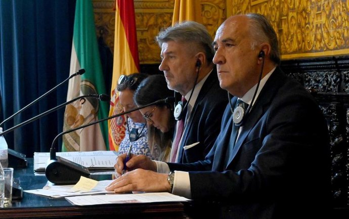 Imagen de la visita del la Comisión de Peticiones del Parlamento Europeo a Algeciras.