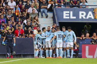 Miguel Roman of RC Celta de Vigo celebrates a goal with teammates during the Spanish league, LaLiga EA Sports, football match played between Levante UD and  RC Celta at Ciutat de Valencia stadium on November 2, 2025, in Valencia, Spain.