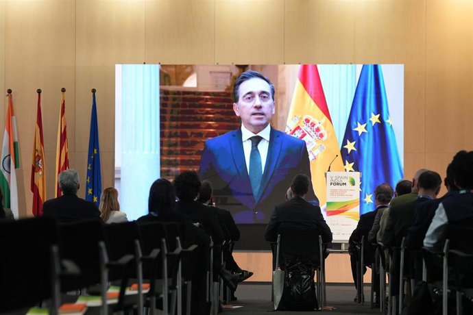 Albares en un mensaje en video durante la inauguradión del 5 Foro España-India celebrado en Barcelona