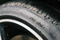 Ni 2 ni 2,5: cuánta presión de aire deben tener las ruedas del coche en invierno para ahorrar combustible