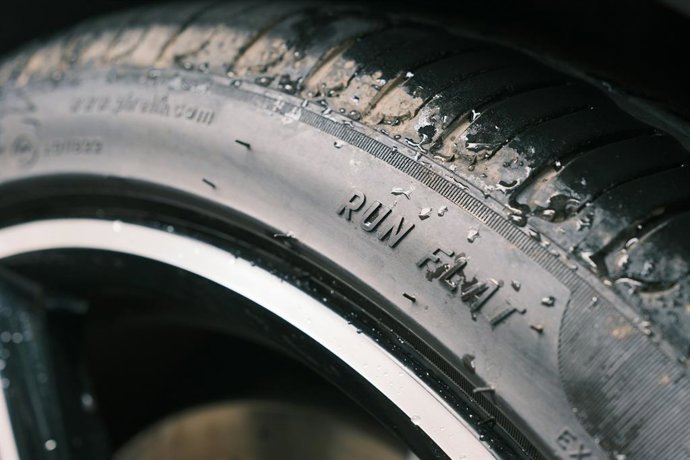 Ni 2 ni 2,5: cuánta presión de aire deben tener las ruedas del coche en invierno para ahorrar combustible