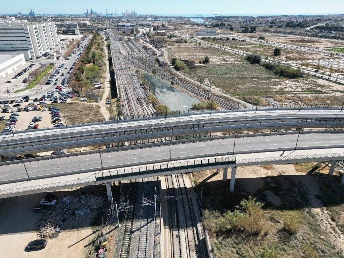 Transportes adjudica por 9,2 millones de euros las obras del cambiador de ancho de València-La Font de Sant Lluís