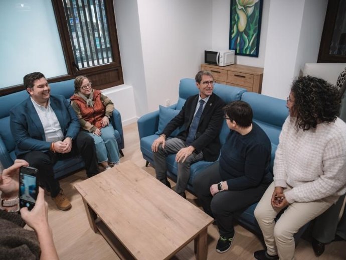 El Gobierno de La Rioja colabora en la ampliación de la residencia 'Palacio de Rodezno' de Asprodema en Nájera