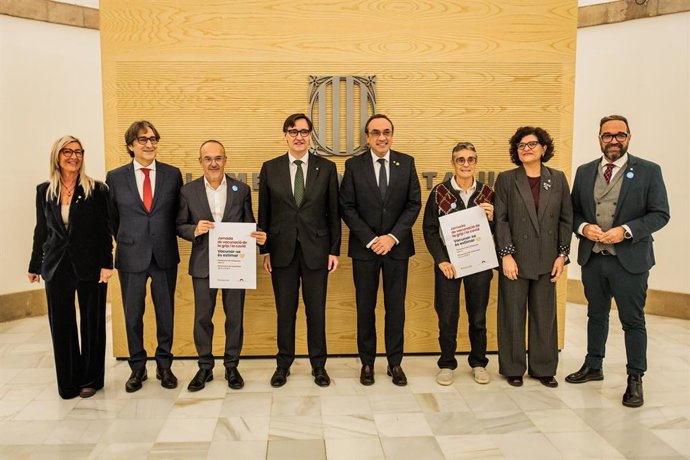 Imatge de linstant de l'acte al Parlament