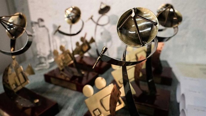 La Junta anuncia los ganadores de los XII Premios Andalucía de Comunicación Audiovisual Local. PTV, Canal TV Villamanrique, Radio Sintonía Puente Genil, Onda Mencía Radio, El Pespunte y Málaga RTV son los galardonados.