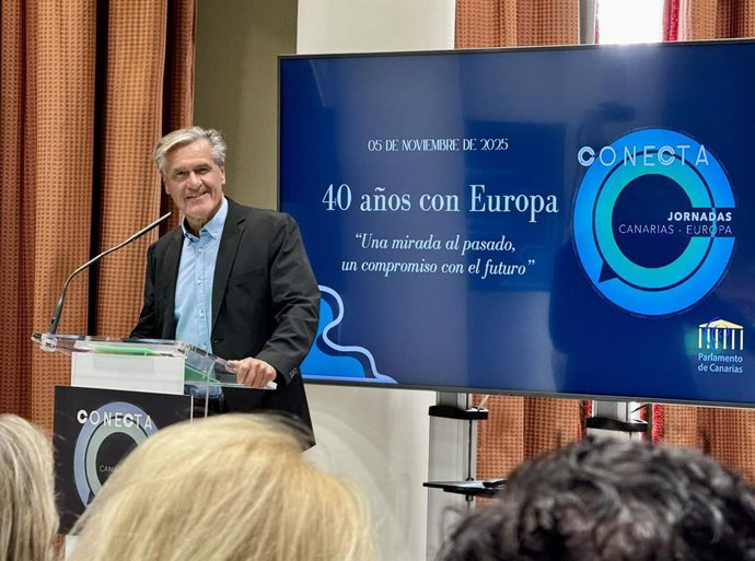 El eurodiputado socialista, Juan Fernando López Aguilar, en una ponencia impartida en las 'Jornadas Conecta Canarias-Europa'
