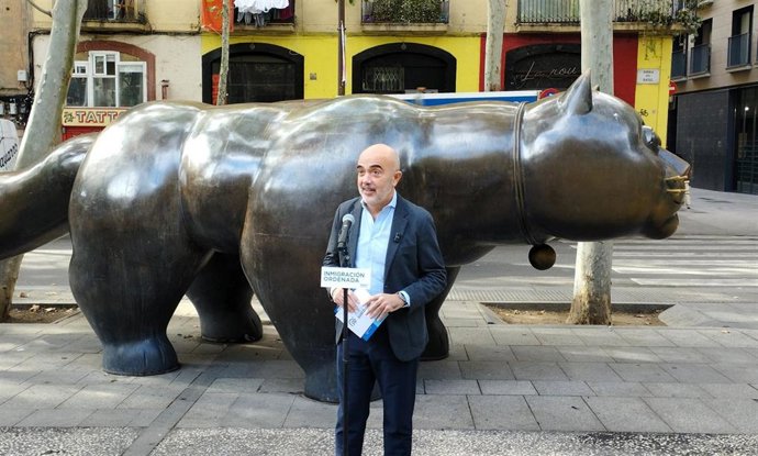 Daniel Sirera en rueda de prensa este miércoles desde la Rambla del Raval.
