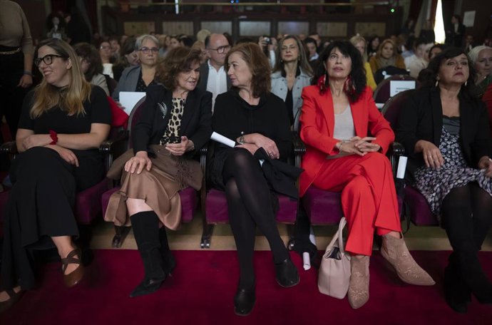 La ministra de Igualdad Ana Redondo participa en el acto 'Orgullo, Memoria y Libertad: 600 años de Historia Gitana', a 5 de noviembre de 2025, en Madrid (España).