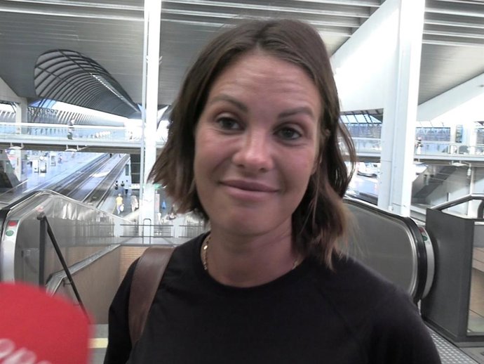 JESSICA BUENO LLEGA A SEVILLA