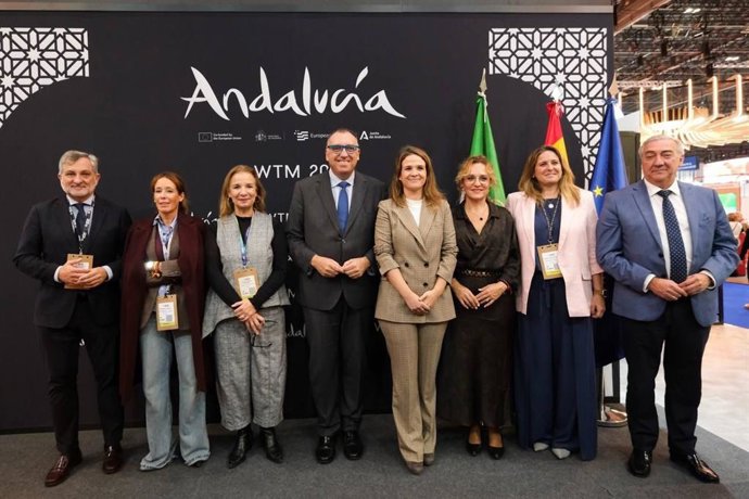 Los aeropuertos contarán con cinco millones de asientos con Vueling que incrementa sus frecuencias nacionales.