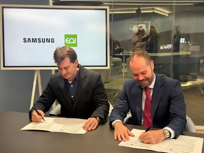 EOI y Samsung renuevan su acuerdo de colaboración para formar a los jóvenes en Inteligencia Artificial