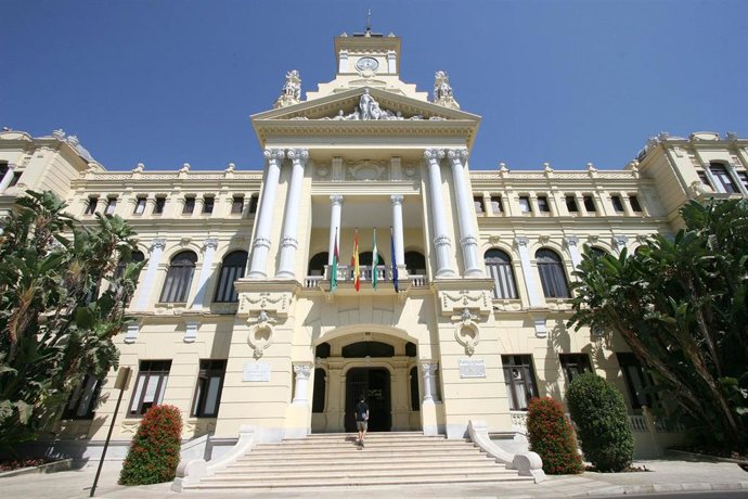Archivo - Vista exterior del Ayuntamiento de Málaga