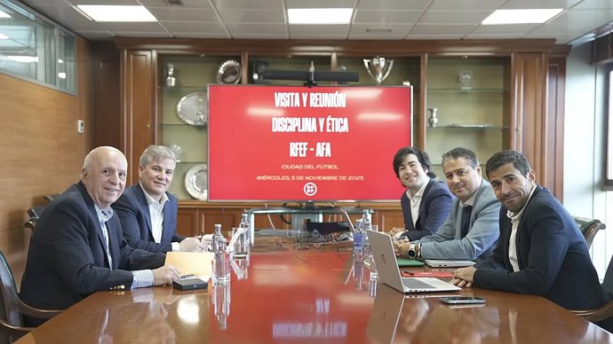 Reunión de trabajo entre la RFEF y la AFA.