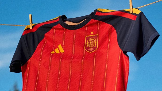 La camiseta de la selección española de fútbol para el Mundial 2026.