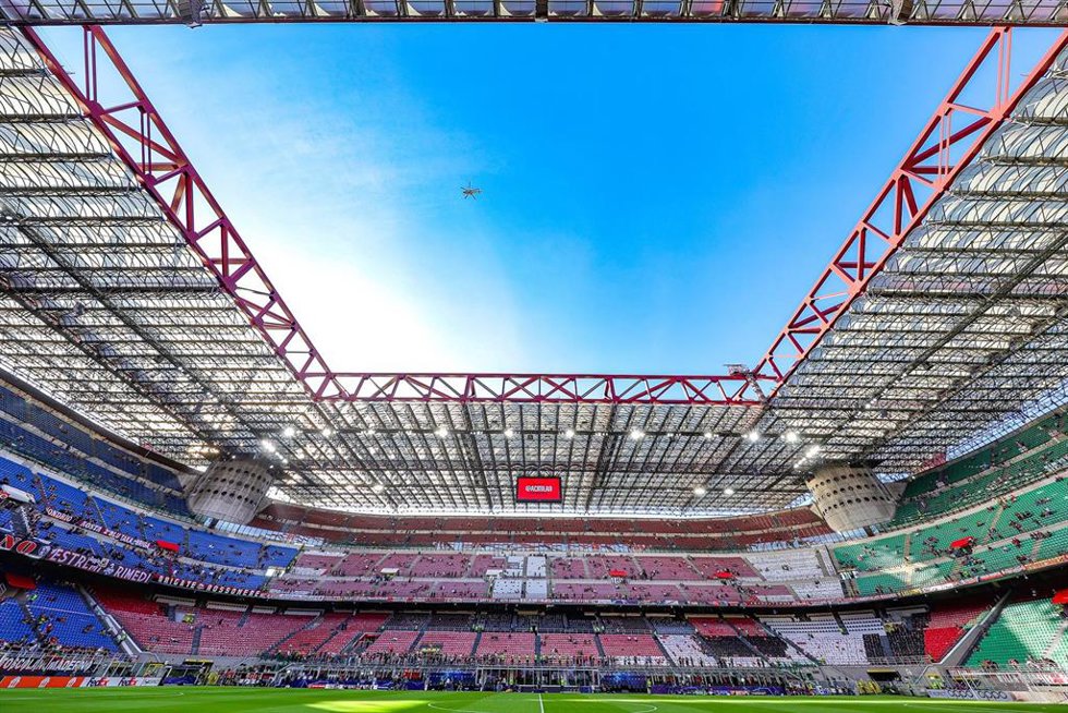 Archivo - Vista general del estadio de San Siro en Milán (Italia).