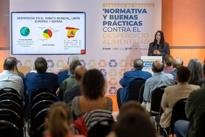 Jornada de Trabajo sobre la nueva Ley de Prevención del Desperdicio Alimentario celebrada en Huelva.