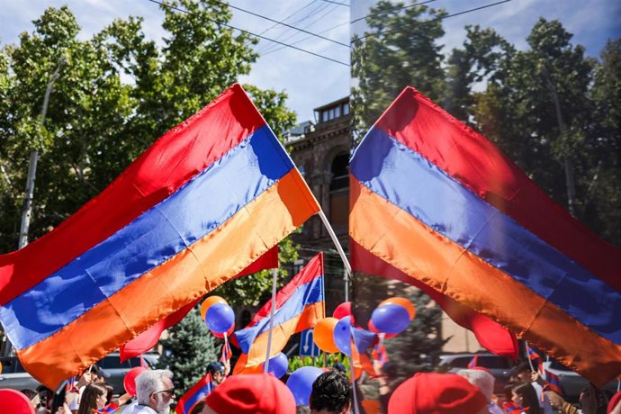 Archivo - Banderas de Armenia.