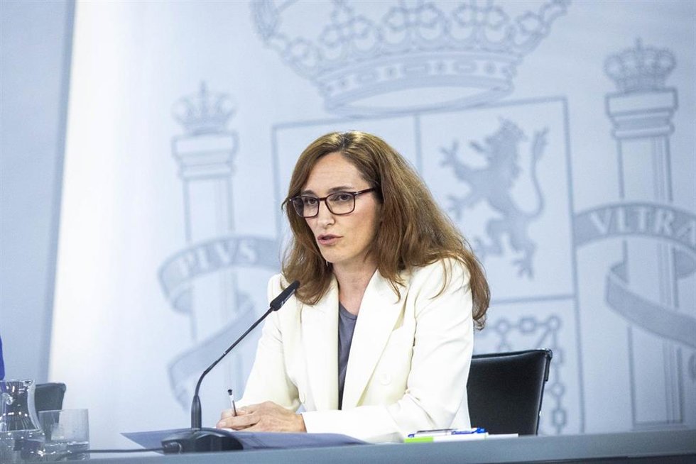 La ministra de Sanidad, Mónica García