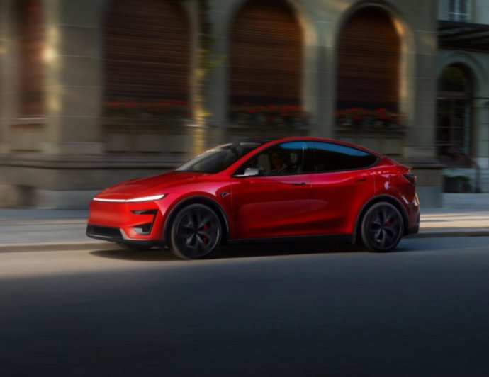 Archivo - España, único mercado donde Tesla no decrece entre los grandes de Europa con 12.668 ventas hasta octubre.