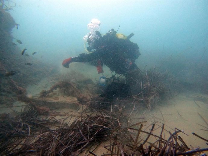 Descubren un nuevo yacimiento arqueológico en aguas de La Vila Joiosa