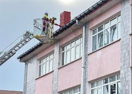 El 112 recibe 51 llamadas y gestiona 18 incidencias provocadas por el fuerte viento