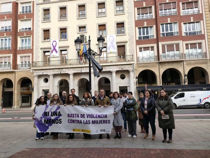 Concentración contra la violencia machista en Logrroño