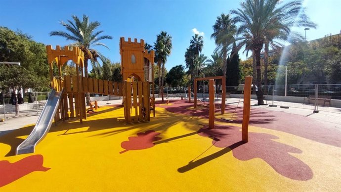 Parque infantil en Torrent