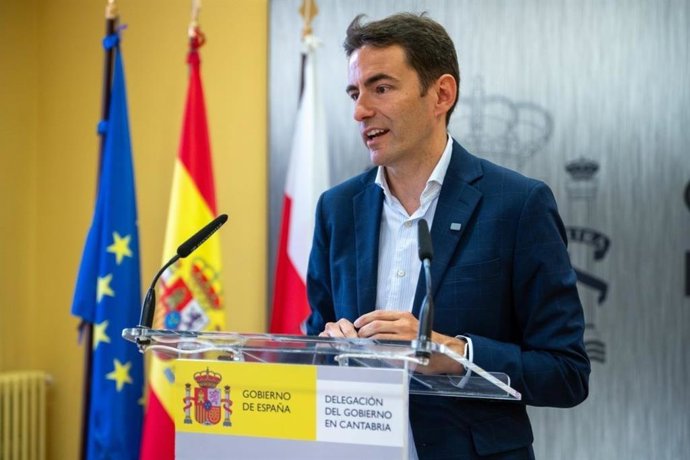 El PSOE critica que Feijóo "no ha hecho ni una sola propuesta para Cantabria" en su visita a Santander