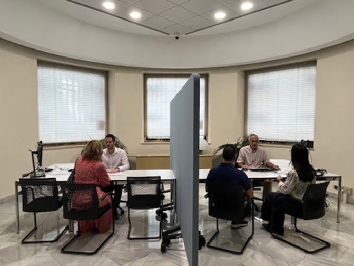 El Banco de España abrirá el 24 de noviembre un punto de atención presencial en su sede de València para orientar a la ciudadanía sobre cuestiones relacionadas con sus finanzas personales.