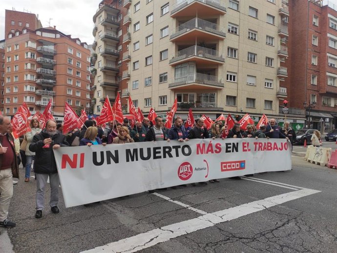 Archivo - Manifestación en Oviedo sobre la siniestralidad laboral
