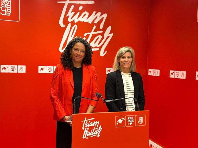 La portavoz del Grupo Socialista en el Consell de Mallorca, Catalina Cladera, y la consellera Sofía Alonso.
