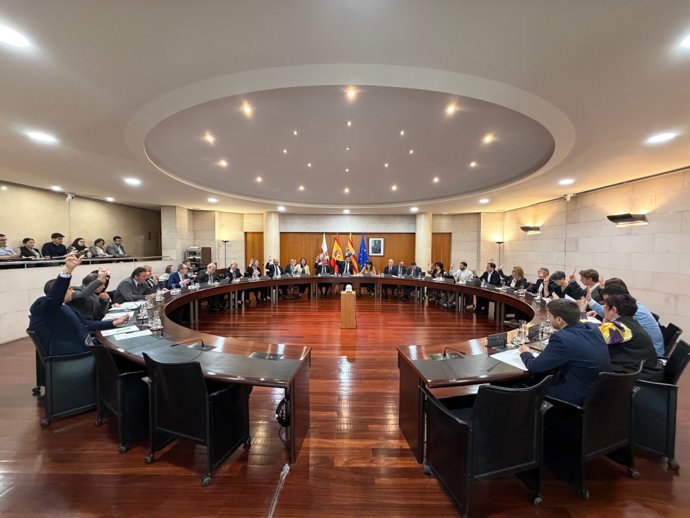 La Diputación de Huesca ha celebrado este jueves sesión plenaria.