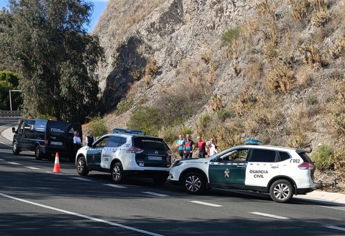 Dispositivo en carretera tras el desvanecimiento de un ciclista