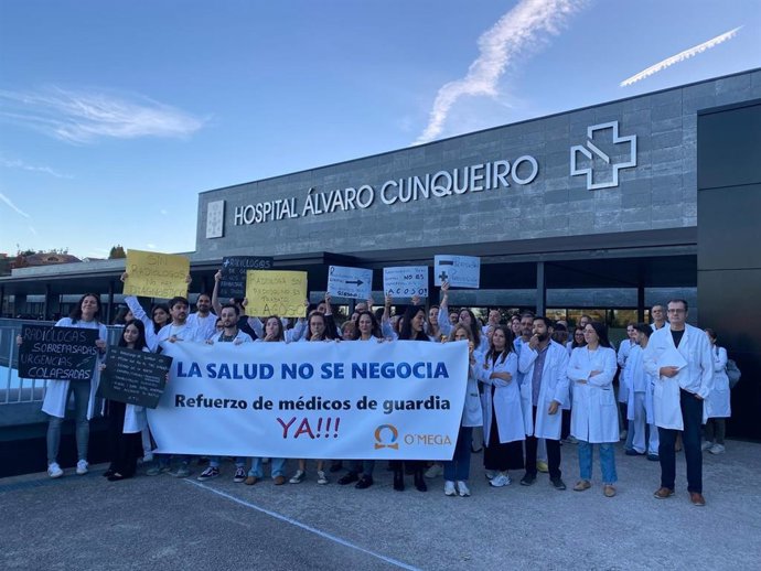 Archivo - Imagen de una de las concentraciones en el Álvaro Cunqueiro.