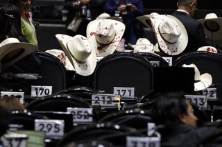 Acto de condena por el asesinato del alcade de Uruapan, Carlos Manzo, en el Congreso de los Diputados de México.