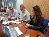 Sindicatos y Junta firman la mejora salarial de 65.000 empleados y la modernización de la Administración