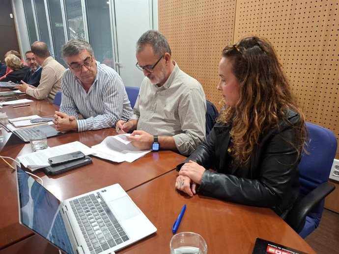 Firma del preacuerdo este jueves por el que se mejorarán las condiciones laborales de los trabajadores públicos de Andalucía hasta 2030.