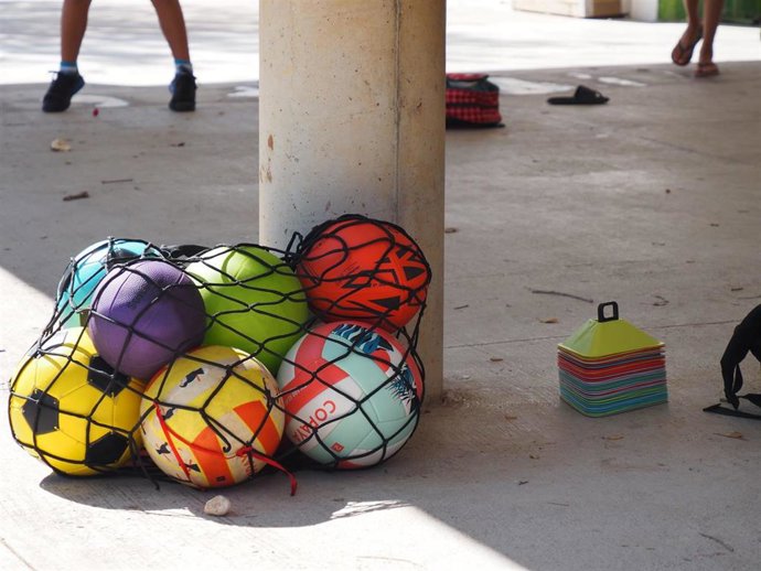Archivo - Patio de un colegio.