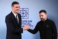 Zelenski volverá a España para reunirse con Sánchez y retomar el encuentro que se suspendió por el funeral del Papa