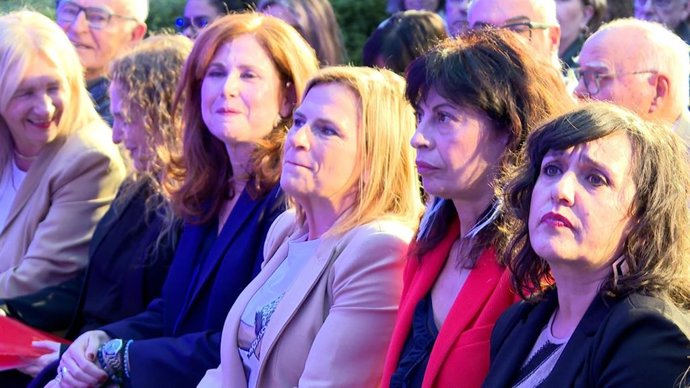 La ministra de Igualdad, Ana Redondo, y la directora del Instituto de las Mujeres, Cristina Hernández, entregan los Premios Celia Amorós de Ensayo Feminista