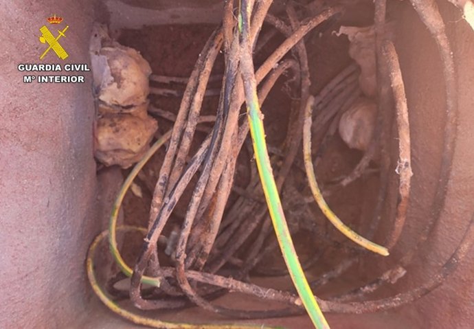 Cable de cobre robado.