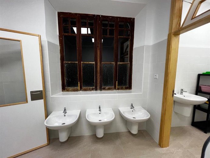 El CEIP Pere Rosselló i Oliver de Alaró estrena baños completamente renovados.
