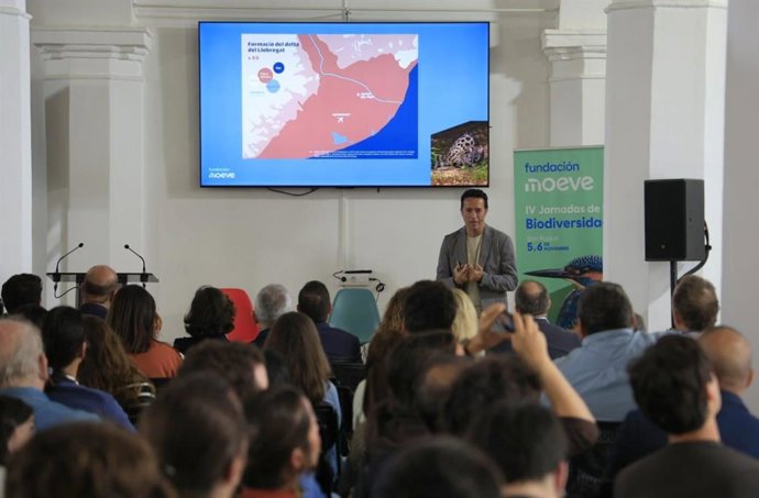 Una de las charlas de las IV Jornadas de Biodiversidad que Fundación Moeve ha celebrado en San Roque (Cádiz).