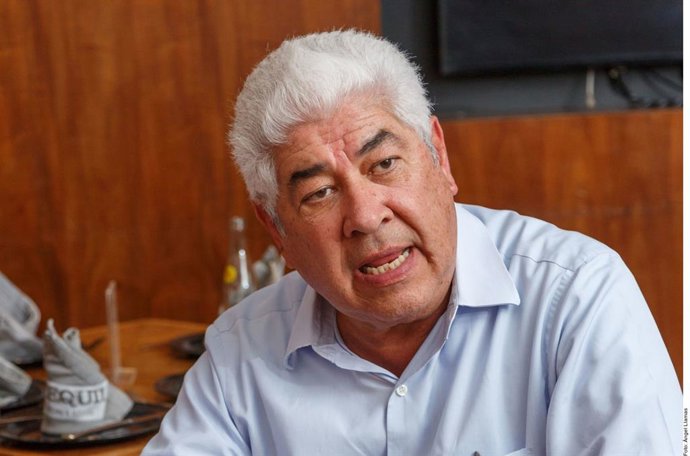 Senador Ramírez Acuña critica la estrategia de seguridad y pide retirar al Ejército de las calles