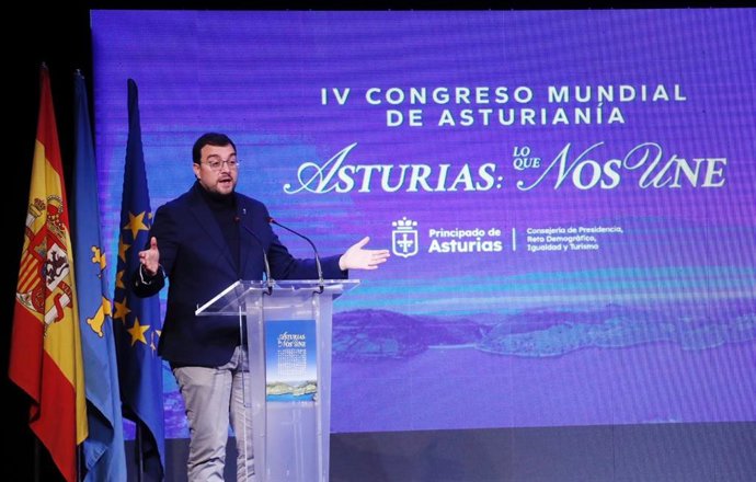 Adrián Barbón, en Villaviciosa