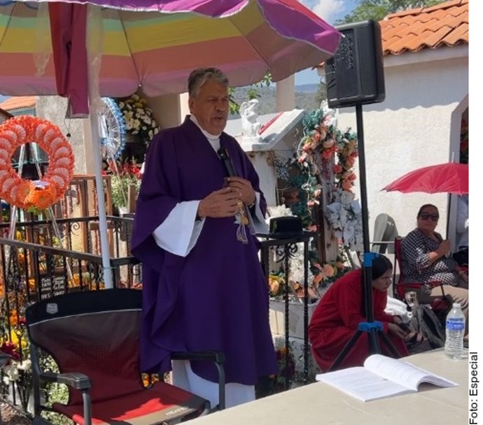 El sacerdote Padre Pistolas amenaza a la Gobernadora de Guanajuato por acueducto y desata condena del PAN