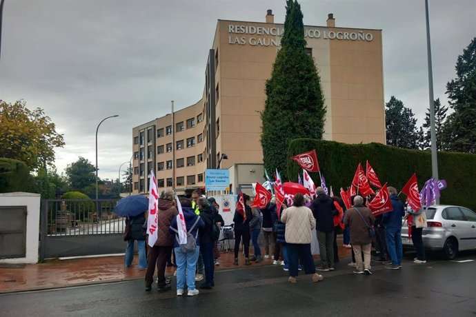 Trabajadores Residencias y Centros de Día exigen una mejora "urgente" de sus condiciones laborales y salariales