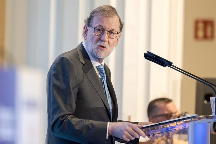 O ex-primeiro-ministro Mariano Rajoy durante um café da manhã do Forum Europa no Real Casino Gran Círculo de Madrid, em 16 de outubro de 2025, em Madri (Espanha).